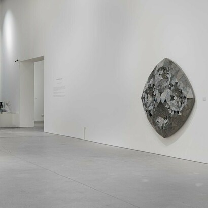 Installation View, Aref Montazeri, Immortal Mirror, 2024. Courtesy of Leila Heller Gallery