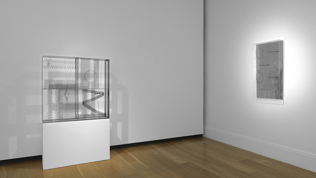 Artisti vari, Old bond room: opere dalla collezione, veduta della mostra. Cortesia di Mazzoleni