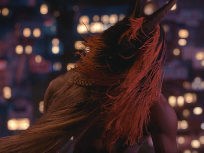 Key-frame tratta dal film "Planet City" di Liam Young  
