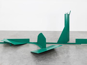 Larry's Land (B0944) (1970), Painted green steel, 170 x 600 x 305 cm, Image courtesy of Annely Juda/Barford Sculptures
