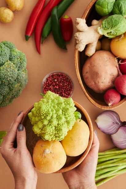 Dieta mediterranea. Nuove ricerche confrontano l’efficacia della dieta mediterranea con quello di una dieta povera di grassi