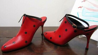 Le scarpe coccinella di Carla Foca