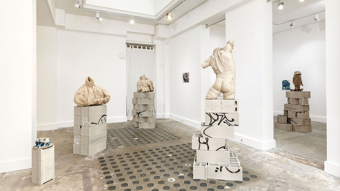 So Close exhibition view. Guido Romero Pierini Gallery. Paris. 2020 alta def.