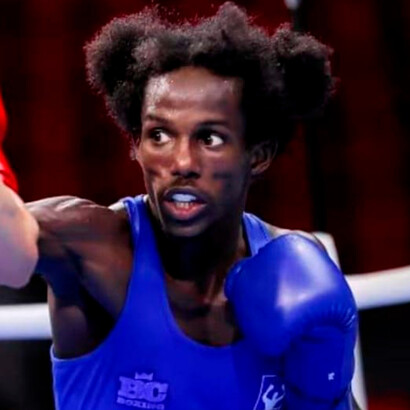 David de Pina, boxeador de Cabo Verde. David de Pina é um boxer de Cabo-Verde, original da ilha de Santiago, com um sonho e uma história dignas de filme de Hollywood