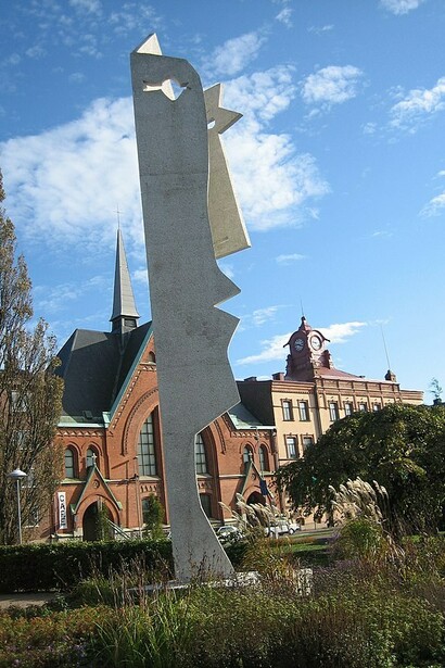 The statue "Head of female" by Pablo Picasso in Halmstad Sweden