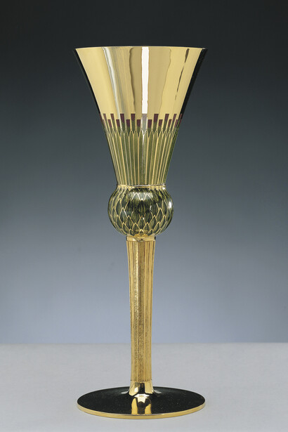 Gerald Benney (1930-2008) Goblet, 1978 Gold and enamel. Royal Collection Trust | © Her Majesty Queen Elizabeth II 2015