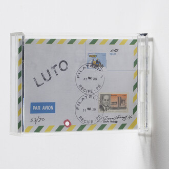Paulo Bruscky_LUTO_2014_envelope, carimbos, selos nanquim e pincel atomico_11,5x16,2cm_ed. de 30_EvertonBalladin