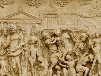 Bajorrelieve en Villa Médici