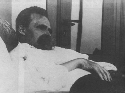 Nietzsche, 1889. Con su visión radical de la verdad, anticipó de cierta manera las discusiones contemporáneas sobre la posverdad. Original en Goethe y Schiller, Archiv Weimar, Alemania