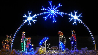 «Natividad»o «nacimiento» compuesto de luces