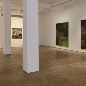 Various artists, Touch the sky, exhibition view. Courtesy of Galerie Mirchandani + Steinruecke