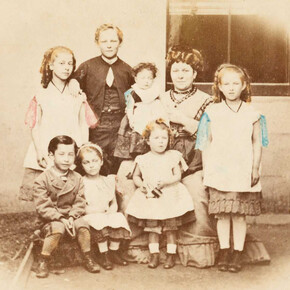 Carte-o-mania! Courtesy of National Portrait Gallery