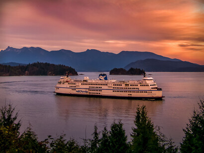 Vancouver, no Canadá, é rodeada por uma belíssima paisagem natural, combinada com áreas verdes, mar e montanhas