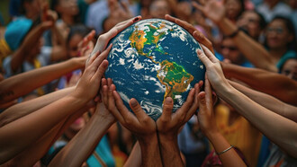 Superpoblación: situación en la que la densidad de población de un área determinada excede la capacidad de ese lugar para mantener a todos sus habitantes de manera sostenible