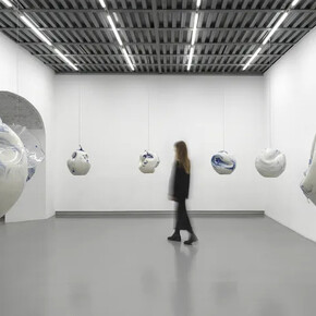 Guglielmo Maggini, Nel tuo affondare, la mia forma, exhibition view. Courtesy of z2o Sara Zanin Gallery
