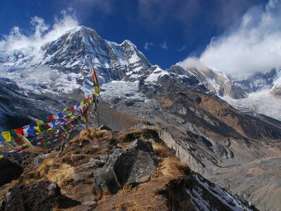 Prayer flags at the Annapurna Basecamp © Vera & Jean-Christophe