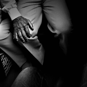 © Yasuhiro Ogawa, courtesy of Blue Lotus Gallery, 'train passengers', Shimane Japan, 2009