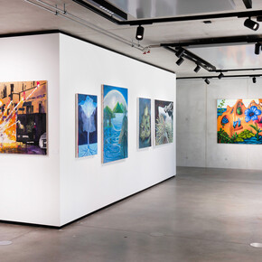 Various artists, Where Earth meets sky, exhibition view. Courtesy of König Gallery