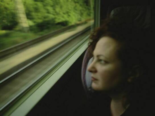 Nan Goldin, Self-portrait on the train, Boston-New Haven, 1997
