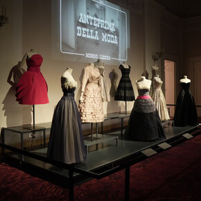 1925-1955. Fashion in the spotlight. The origins of made in Italy, exhibition view. Courtesy of Gallerie degli Uffizi