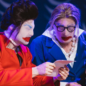 Die insel der perversen. Courtesy of the Deutsches Theater