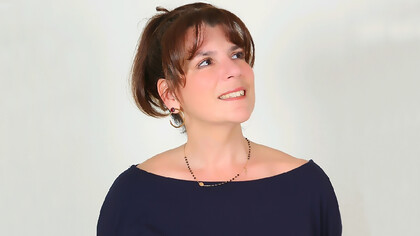 Podcaster Patricia Audrey Hakim delivers engaging and insightful content through her broadcasts