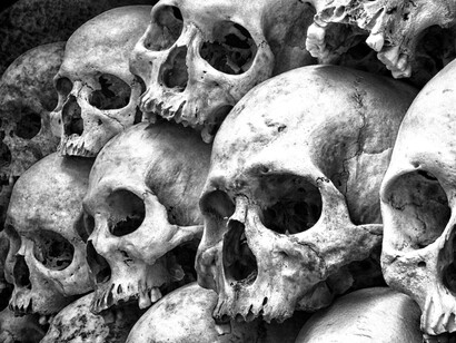 La Muerte, cansada de no sentir estímulo alguno, se había metido en mis sueños para –al menos un instante y por boca de otro– hacerse notar, escuchar