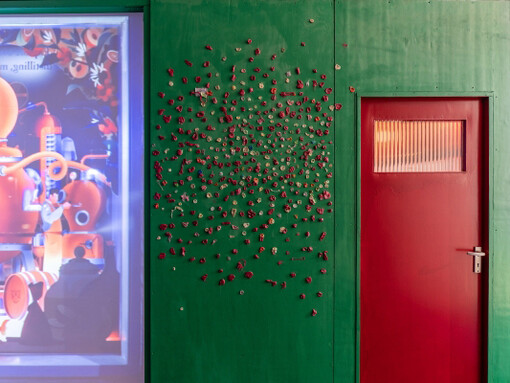 Pip Greenaway, Too much to swallow, exhibition view. Courtesy of Galerie Ron Mandos