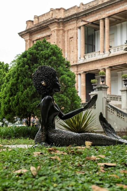 Artistes variés, Jardin de sculptures, vue de l'exposition. Avec l'aimable autorisation de la Pinacoteca