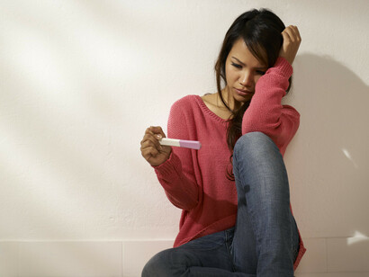 Las adolescentes no se han acabado de desarrollar, ni física ni emocionalmente, por lo que un embarazo pone en riesgo la salud tanto de la madre como del bebé