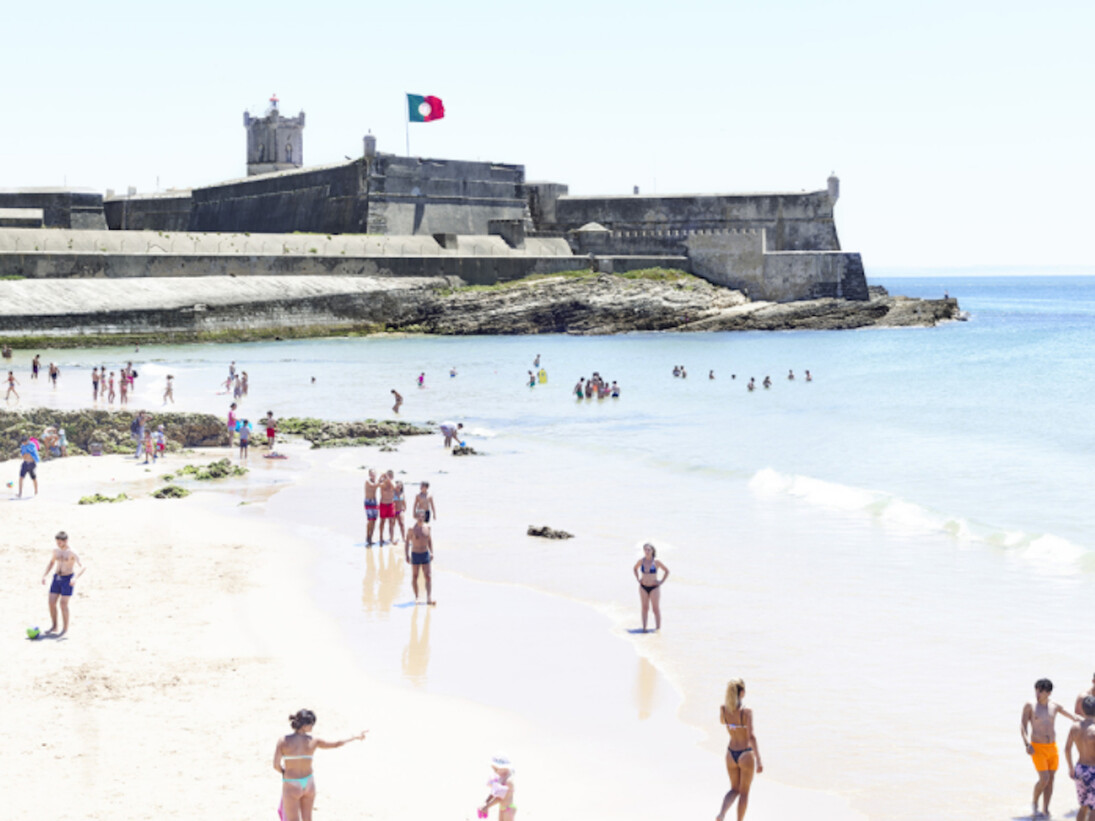 Disturbed Coastal Systems. Courtesy of Benrubi Gallery