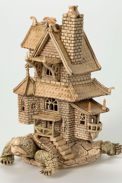 Small figures, piece in exhibition. Courtesy of Queensland Art Gallery