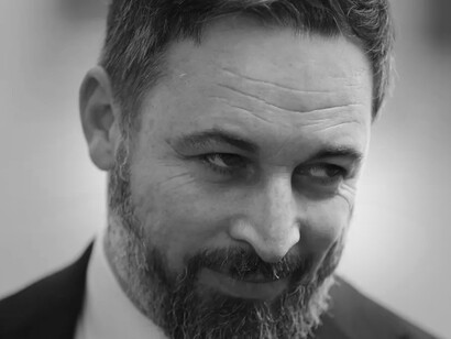 Santiago Abascal abandonó el PP en 2013 alegando diferencias irreconciliables con la dirección del partido, procediendo entonces a fundar Vox