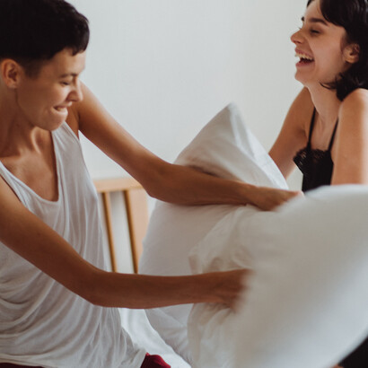 Os relacionamentos não-monogâmicos são alternativas para um modelo exclusivo de relação pautadp na monogamia dos afetos