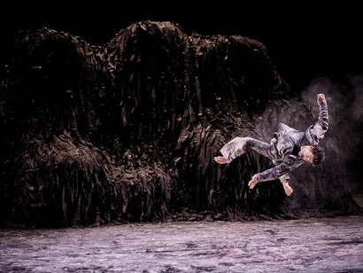 Qui somi. Avec l'aimable autorisation du Les Célestins, Théâtre de Lyon