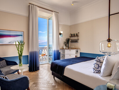 Mediterraneo Room Deluxe and balcony, Sorrento, Italia