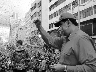 Nicolás Maduro festeja la mayoría parlamentaria chavista obtenida en las elecciones