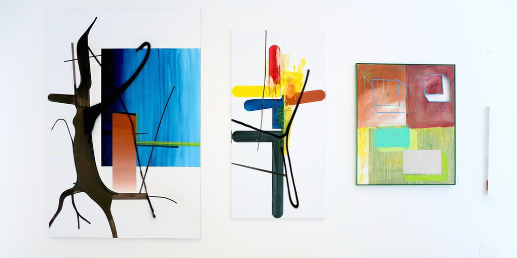 Force and Form. Courtesy of de la Cruz Collection