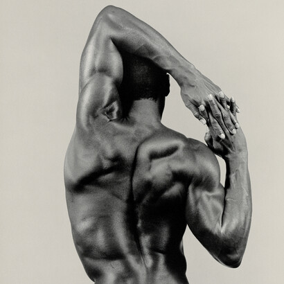 Robert Mapplethorpe (1946-1989), Derrick Cross, 1983, gelatin silver print, 48.5 × 38.2 cm. Promised gift of The Robert Mapplethorpe Foundation to the J. Paul Getty Trust and the Los Angeles County Museum of Art.
© Robert Mapplethorpe Foundation. Used by permission.