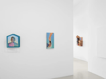 Estefania Ajcip, Folded memories, exhibition view. Courtesy of Charlie James Gallery