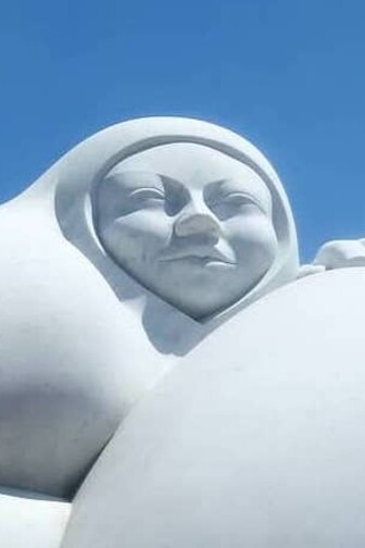 Jiménez Deredia en San José: «La fuerza y la universalidad de la esfera», 2019