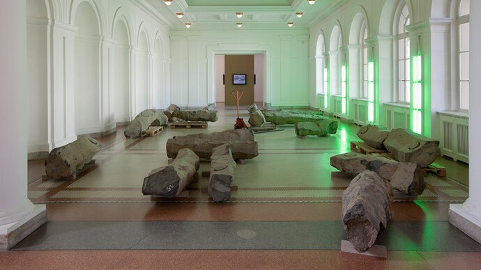 Die Sammlungen. The Collections. Les Collections. Courtesy of Hamburger Bahnhof