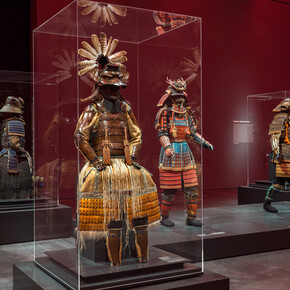 Installation View, Samurai: Japanese Armor from the Ann and Gabriel Barbier-Mueller Collection, October 19, 2014-February 1, 2015, Los Angeles County Museum of Art (LACMA), photo (c) 2014 Museum Associates/LACMA