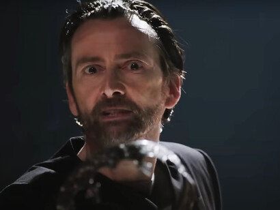 Max Webster’s 2023 adaptation of Macbeth uses a minimalist set to focus on the psychological complexity of the characters