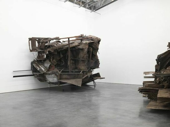 Peter Buggenhout, Caterpillar Logic II, February 28 – April 19, 2014. Installation: Gladstone Gallery, New York. Copyright Peter Buggenhout. Courtesy Gladstone Gallery, New York and Brussels