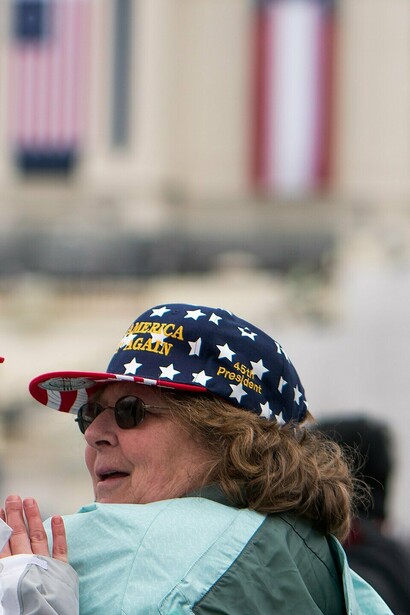 Fanática de Trump en el Capitolio, durante la ceremonia de asunción de Donald Trump en 2017