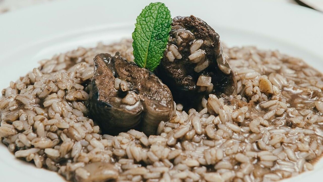 Arroz de lampreia empratado com hortelã