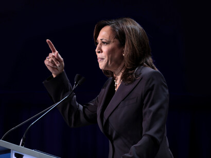 Kamala Harris appelle à l'unité en temps de crise