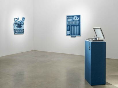 Nick Doyle, Business, pleasure, pressure, release, vue de l'exposition. Avec l'aimable autorisation de Perrotin