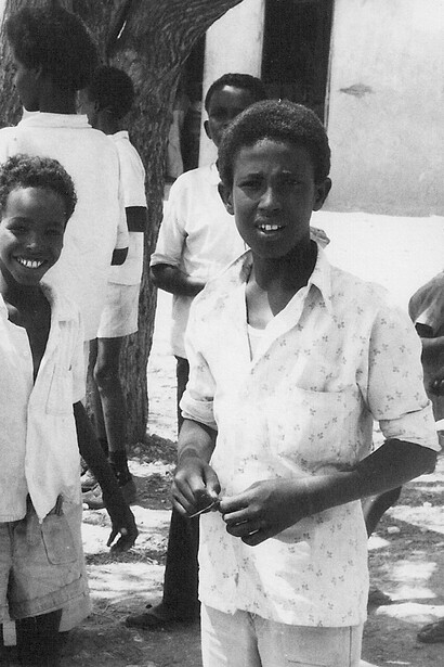 Ragazzi a Mogadiscio centro